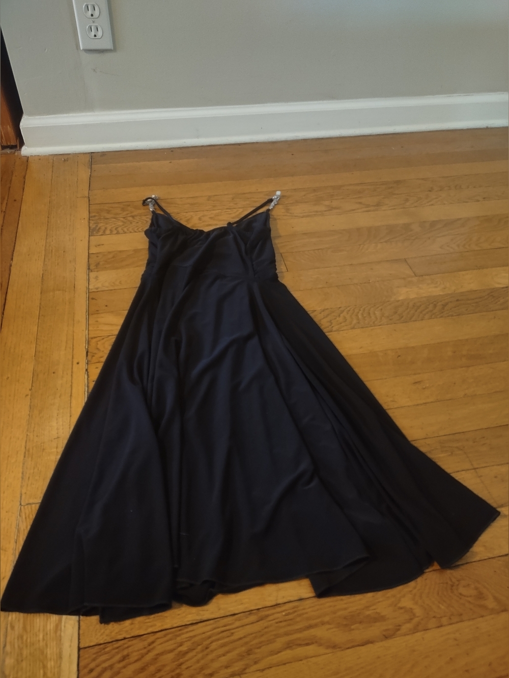 Black Rhinestone Strap Formal Midi Dress Ruched Empire Waist V-Neck Flowy Size S
